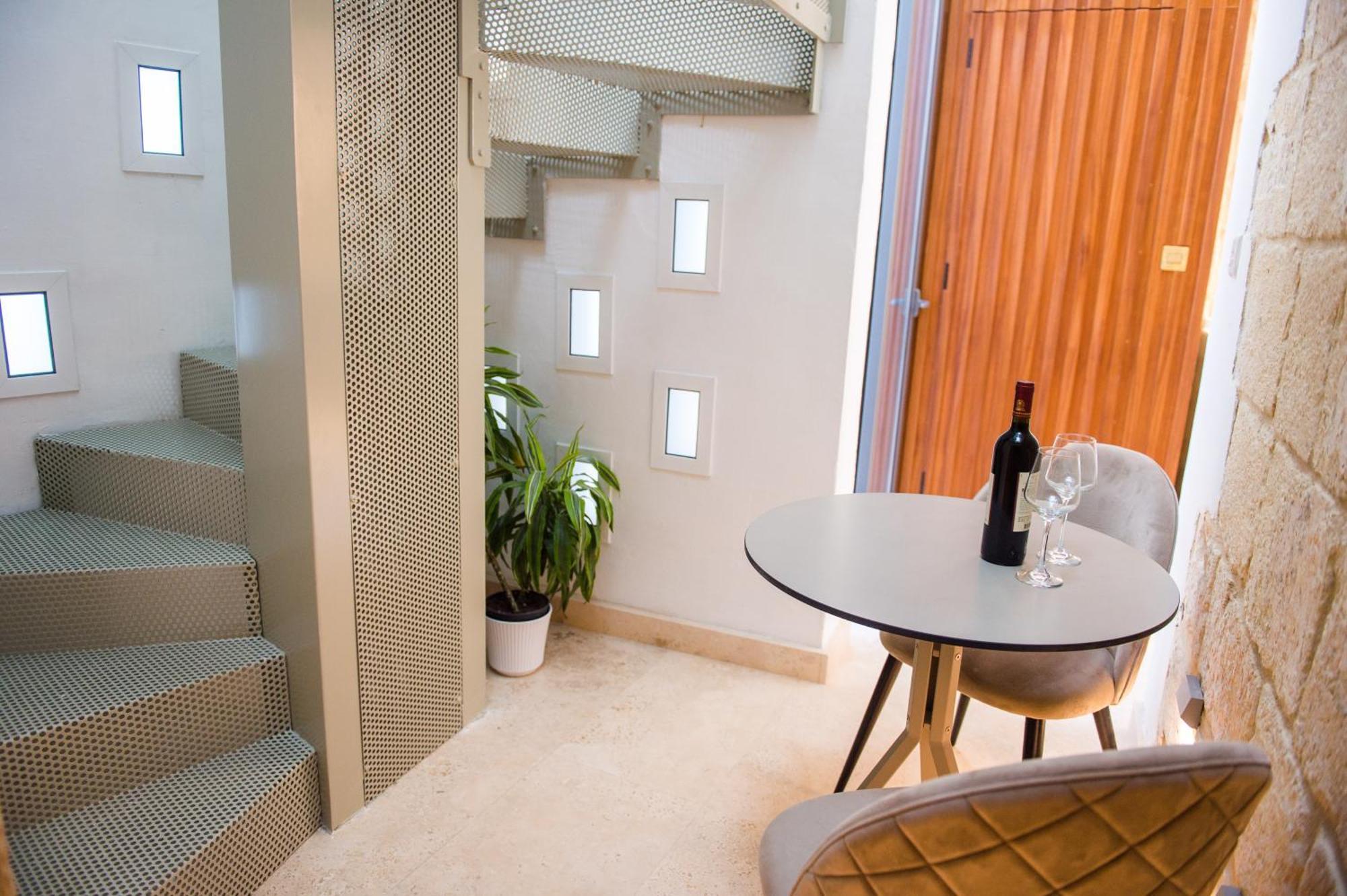 San Anton Suites Attard Dış mekan fotoğraf